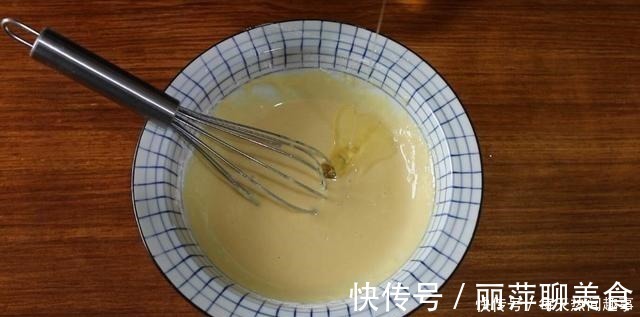 不用烤箱，不用电饭锅，这是用平底锅就能做的蛋糕卷，一次性成功