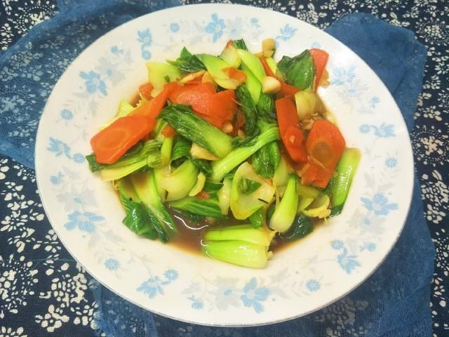 家常菜谱,炒油菜时,教你好吃做法,油菜清脆爽口