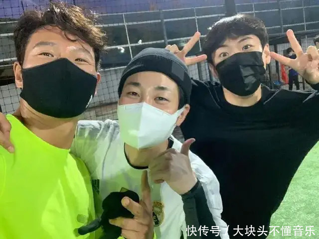 鼻叔 RunningMan智孝演员评价第12,前十都是大佬,鼻叔二十岁照片