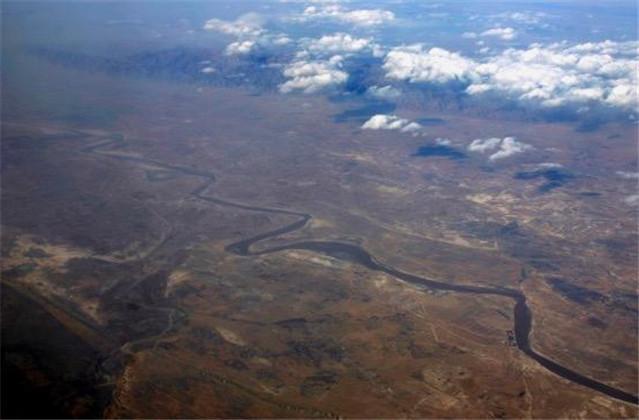 范希文$10副对联,句句文采飞扬,令人拍案叫绝!