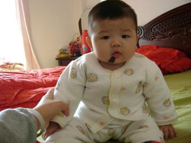 筛查|6月龄宝宝会有以下“本领”，如果不达标，建议家长做个全面检查