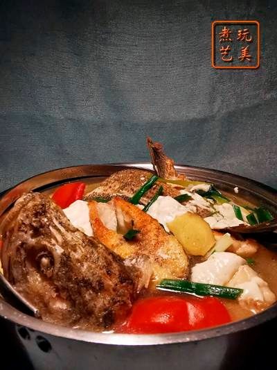 鱼炖豆腐,怎么煮都好吃,冷水或热水下锅才能最美味呢?