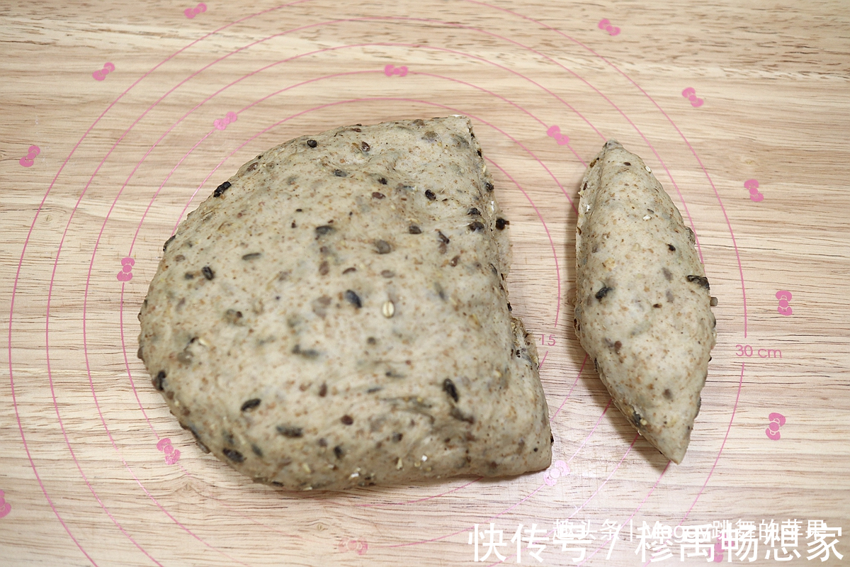 高筋面粉|在家烤欧包,拌拌揉揉烤烤,酥香焦脆又柔软,低脂早餐主食有了