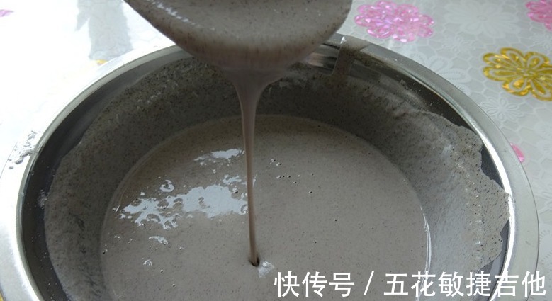 主食|夏天主食我常做它，10分钟就上桌，香软润肠助瘦身，解馋又顶饱！