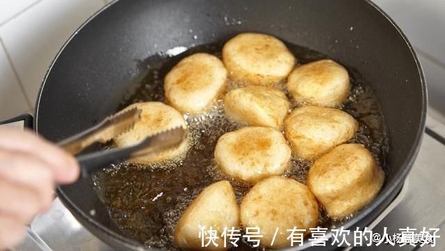 玉米油、花生油、大豆油,哪一种油更适合拿来炒菜?