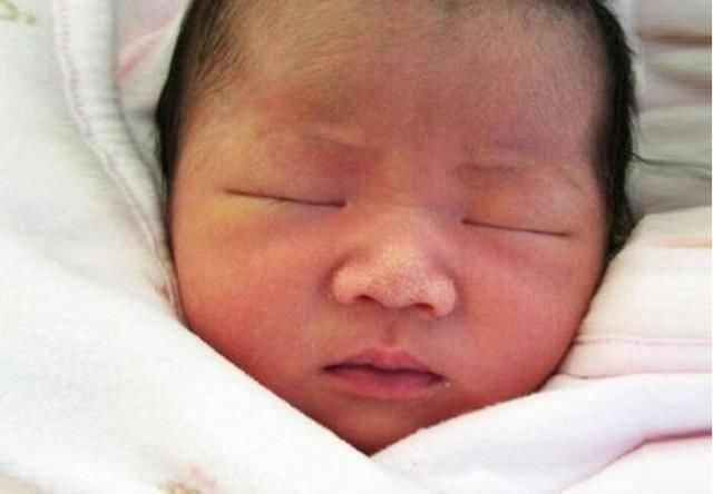 漂亮|新生儿也能看出美丑宝宝这4个地方越丑,说明长大之后颜值越高