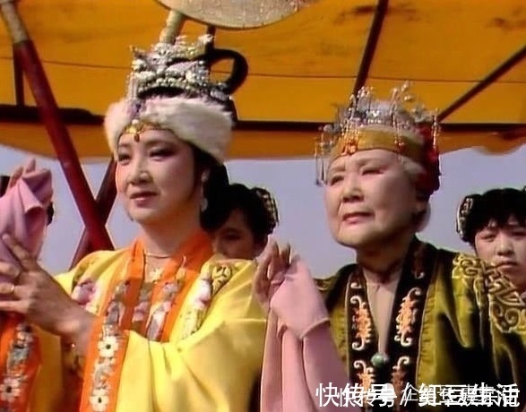 贾府|为何林黛玉一死,贾府就被抄家?你看她常年吃的丸药是啥