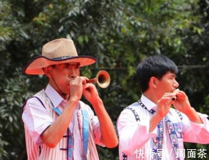 部落|我国一个神秘部落，就喜欢衣不蔽体时跳舞，惹得当地部门很头疼