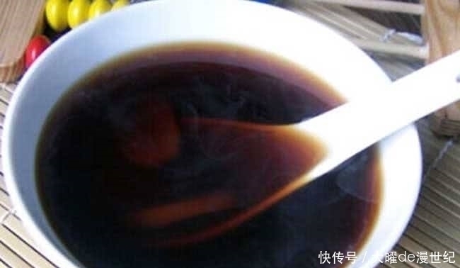 养血|生姜和“它”一起泡水喝,排毒养颜,补气养血,还能预防便秘