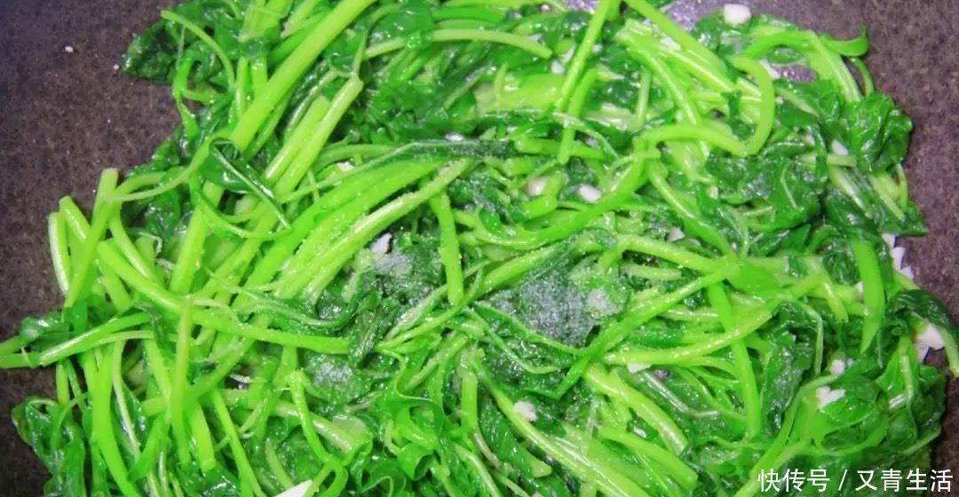 老婆|老婆坚持每天晚上吃这菜，一个月瘦了13斤，同事夸身材越来越好