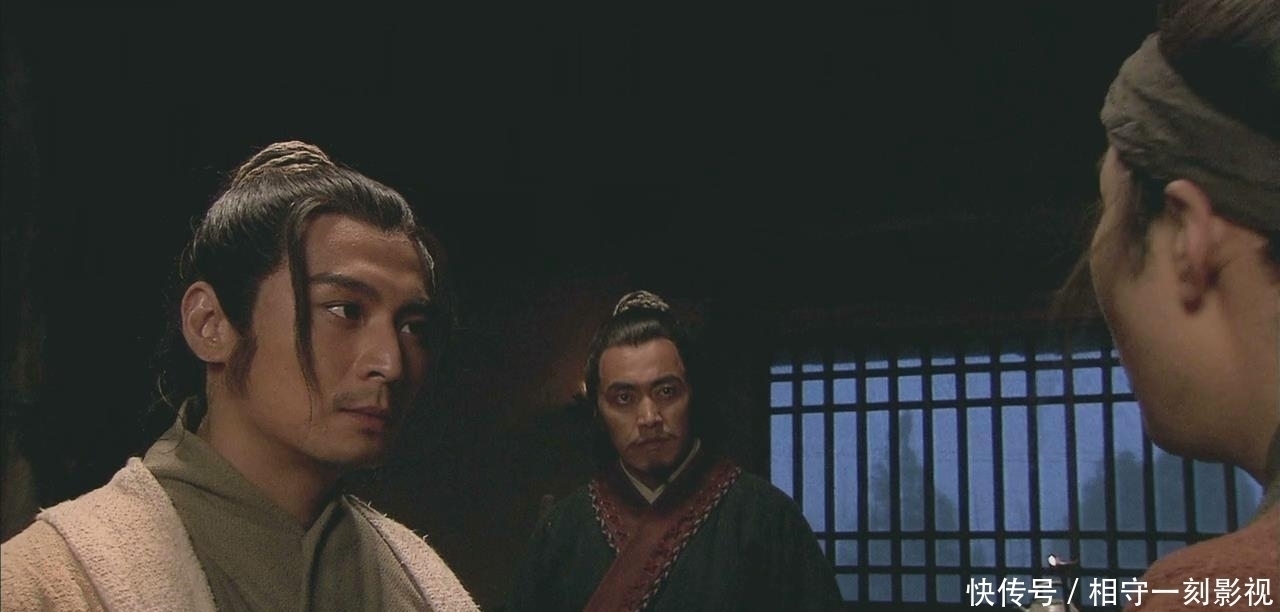 宋江@水浒传:宋江第一次反对晁盖,吴用一句话,梁山再无晁盖容身之地