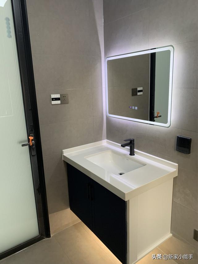 实体店|她家新房靠网购撑起全屋，便宜又漂亮，一进屋就被入户玄关迷住