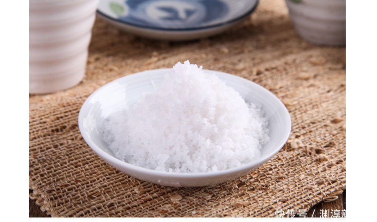 牙膏|把牙膏和它混合洗脸,连续7天,皮肤亮白柔嫩,斑点皱纹全不见