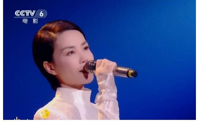 东方卫视|中秋晚会哪家强？收视率曝光：央视成一哥，芒果台不行了？