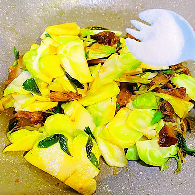 自制|腊肉蒜香儿菜