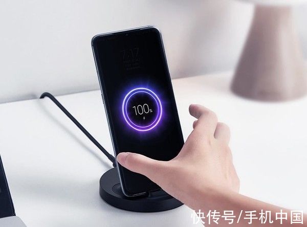 iphone|关于手机的无线充电 它可能远不是你想象中的那么鸡肋