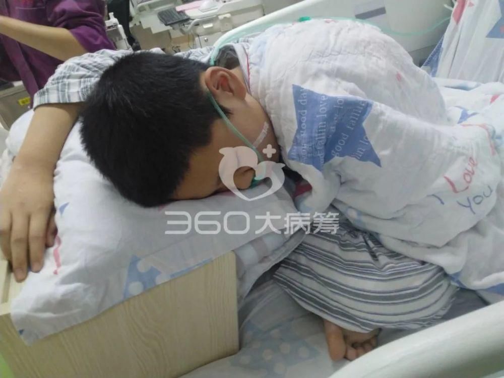 积液|可怜!澄海12岁男孩突发呕吐连带感冒,没想到竟是这种病