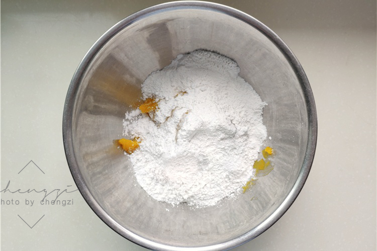 三伏天多吃绿豆,不煮汤不熬粥,加1块南瓜做早餐,消暑又解馋