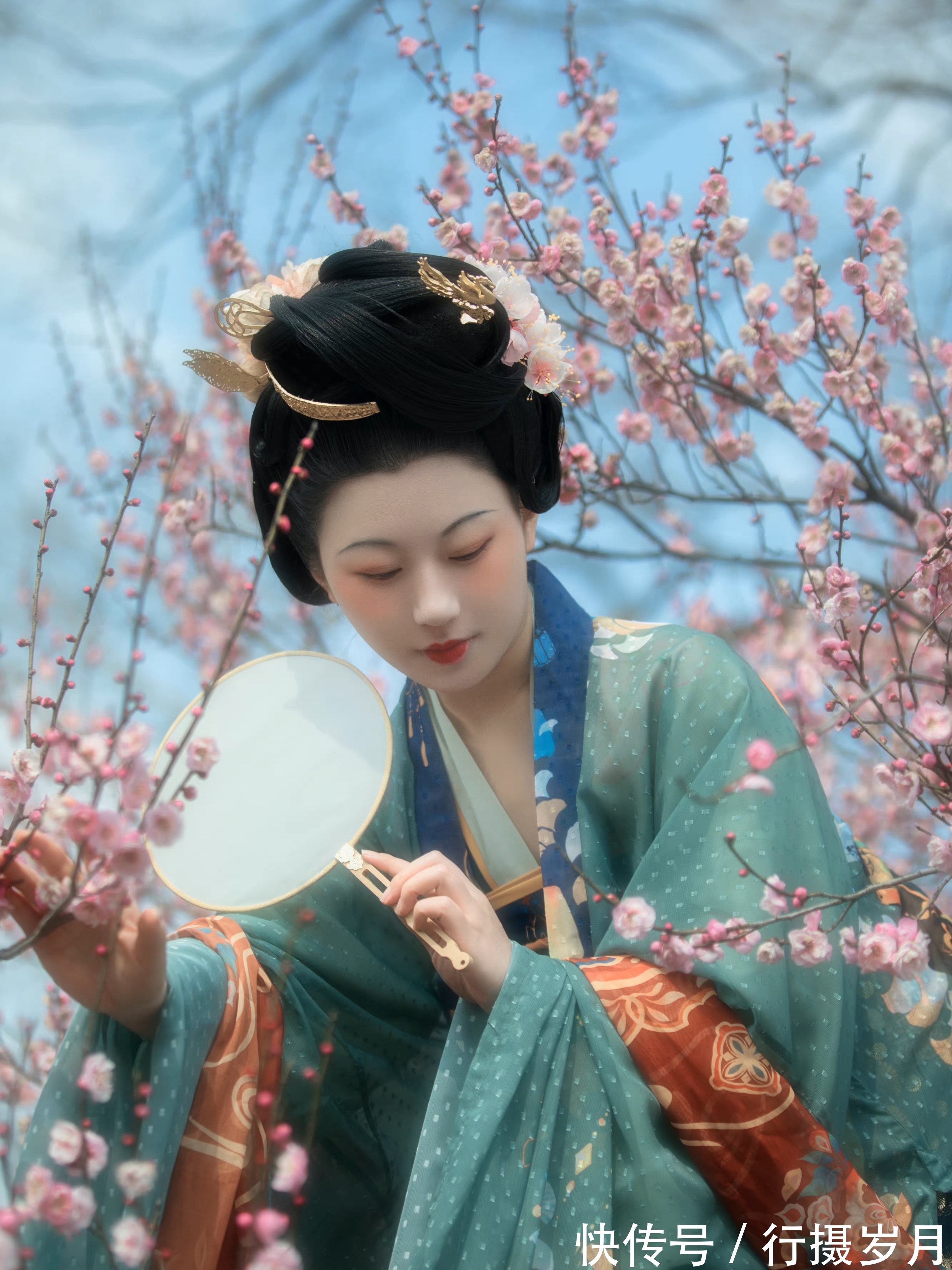 笑红尘!不如归去,笑红尘