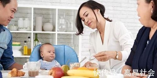 宝宝|宝宝没过二岁,这六种辅食别碰,儿科医生:会让孩子脾胃越来越弱