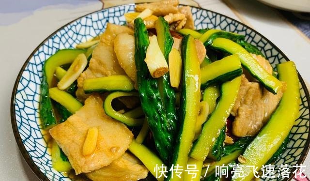 国庆节结束，吃多了大鱼大肉，给家人做4道素菜，简单营养还下饭！