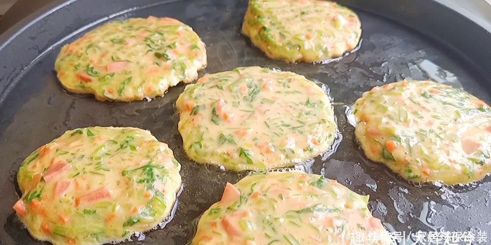 火腿腸|春天多做一道菜給孩子吃，做法簡單，補腦又補鈣，孩子多吃身體棒