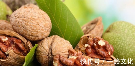 泡酒|想长寿先养生,四种食物每天吃点,补充营养,延缓衰老,有益健康