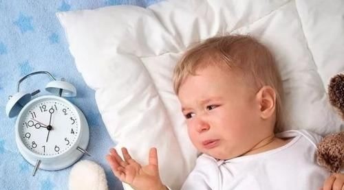 宝妈|新手宝妈宝爸须知!一定不能让新生儿整夜的睡觉