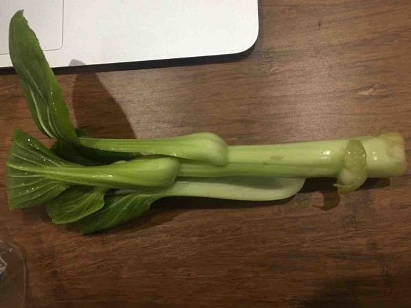 这菜千万不要隔夜吃！吃了比吸烟危害还大，许多人都在做这菜