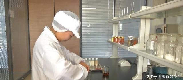 工作就是吃辣条！90后湘妹子十年吃了5000包辣条，吃货们慕了