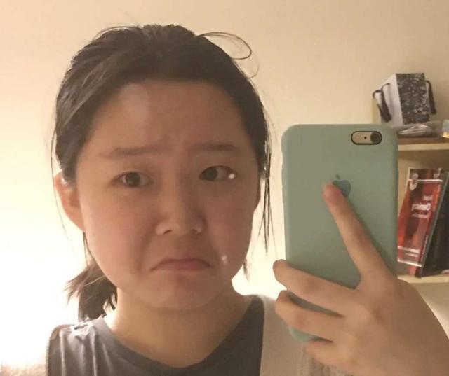 青春期|不想女儿脸变“O”,一定要纠正3个坏习惯,还女儿巴掌小脸