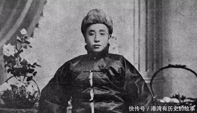 深夜|元帅深夜回府，被小兵用枪指着骂爹，张作霖让他做师长！