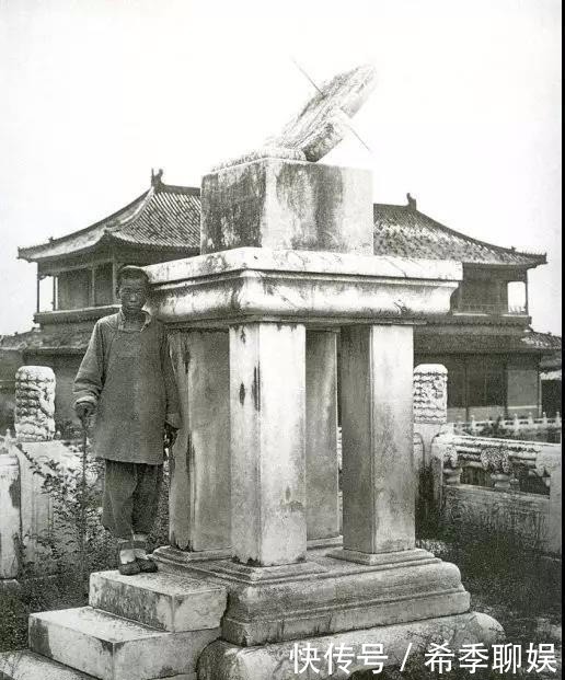 太和殿|老照片：慈禧逃亡后，日本人拍下紫禁城原始照片，跟电视剧差远了