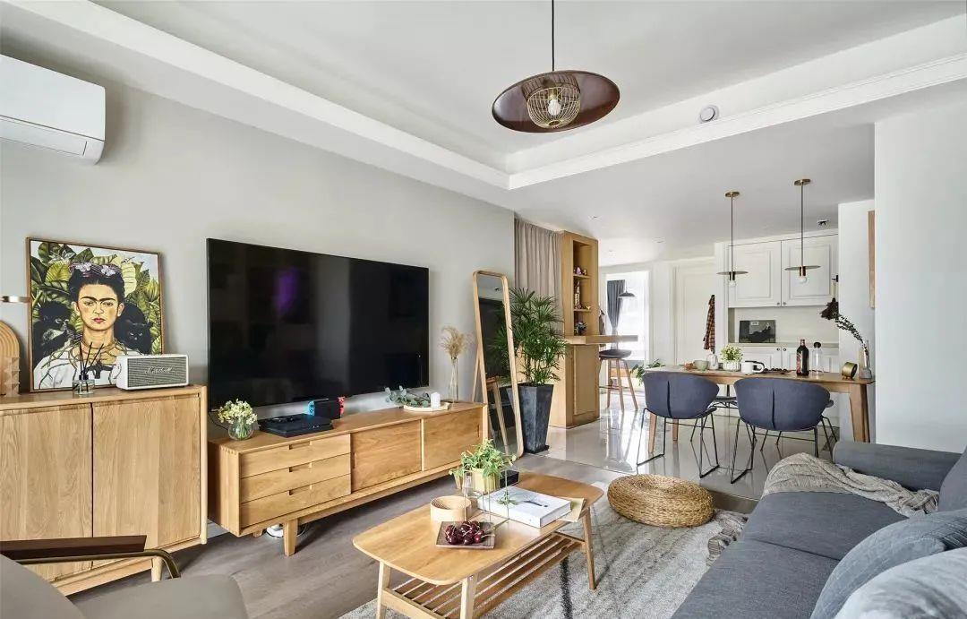 搭配|87㎡现代简约家居,一整面沙发墙做书柜,真心漂亮又实用!