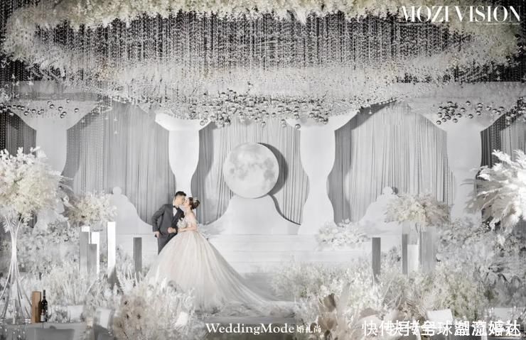 婚礼|以月光之夜为灵感的白色水晶婚礼，让人陶醉在这美妙的气氛里