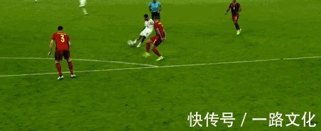 世界波|从0-1到1-2!欧洲杯疯狂16分钟:世界波+点球,意大利围住裁判