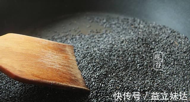 黑芝麻|冬天多吃此糕点,头发乌黑亮丽,看着显年轻,老人小孩都爱吃