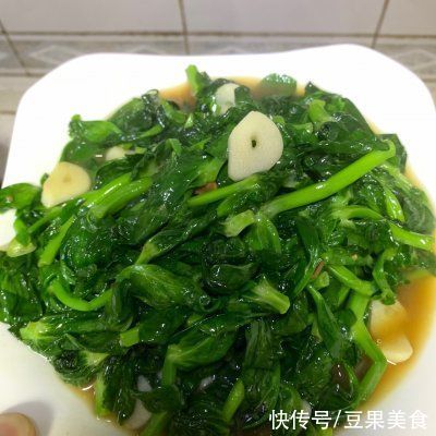 营养|营养和美味,都在这道酱香豌豆尖里