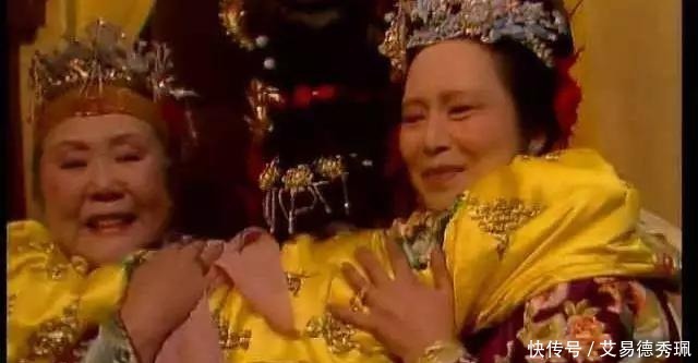 糊涂|元春做了两件糊涂事,导致贾府被抄,忽喇喇似大厦倾