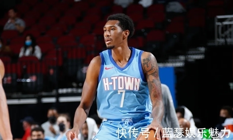 训练|训练中一条龙暴扣!火箭后场神射状态火热,他是休城终极备胎?