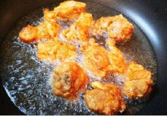 小丽|小女孩双手伸进油锅,奶奶教科书式处理保住孩子双手,医生都称赞