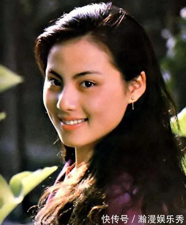 邓婕!87《红楼梦》王扶林说,她长得很漂亮,可惜一肚子草包,没文化