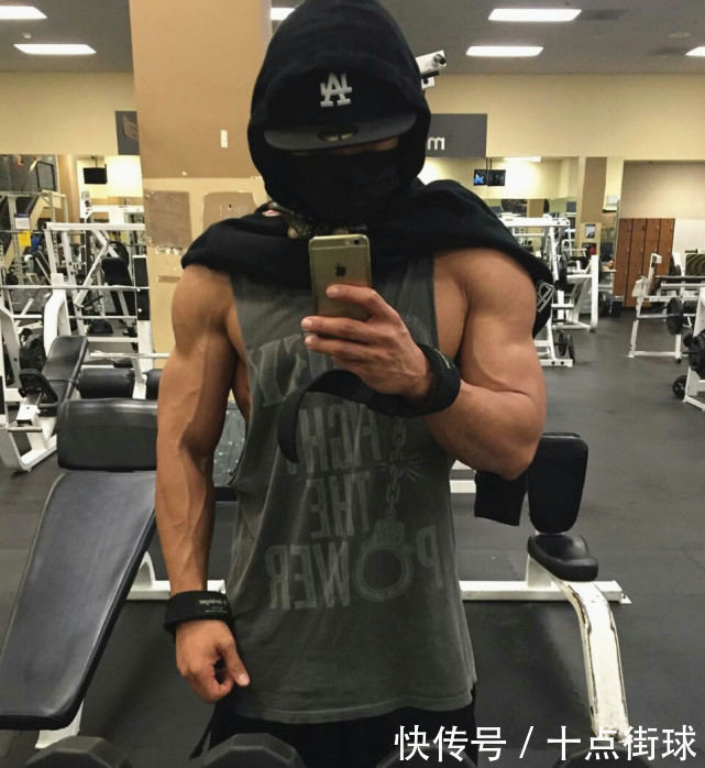 肾脏 健身20年的金钟国肾有问题,向佐的肾已70岁,都是因为蛋白粉吗