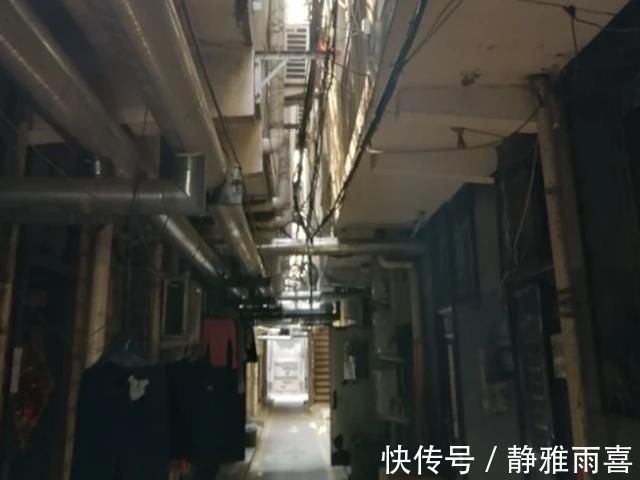 蜗居|9平米房间租金千元，男子城中村蜗居追梦：没有谁的生活是容易的