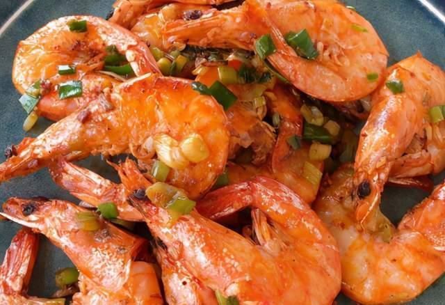 值得|冬天,遇到别错过吃的菜,贵也值得,孩子多吃对眼睛好,要常吃