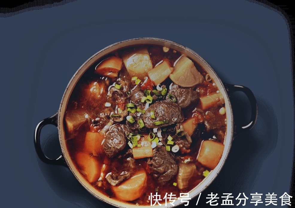 炖牛肉时，一直煮不烂？锅中放入“这味料”，牛肉软烂香喷喷！