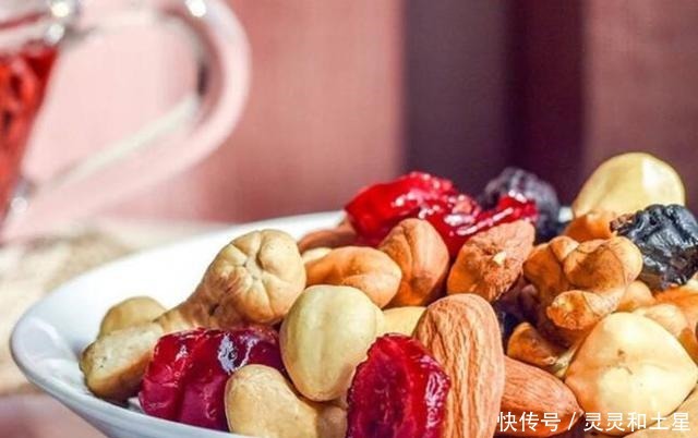 女生|女生抽屉总“藏”这5样零食!没有辣条和薯片,却个个好吃又不贵