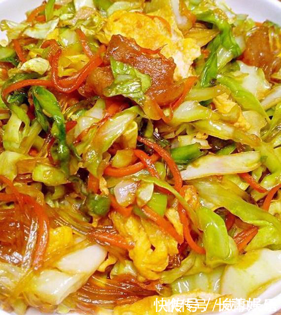 百吃不厌的几道农家菜,道道色香味俱全,一上桌大家都抢着吃