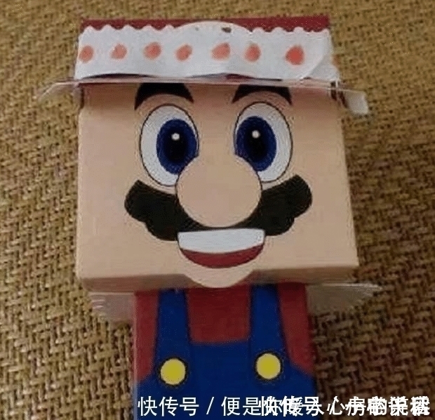 互换|幼儿园圣诞互换礼物,宝妈用千元文具只换回纸人,看到价格更崩溃