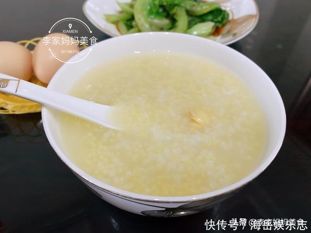 煮粥时，记得多加“1白1黄”两种食材，营养翻倍，还能润秋燥